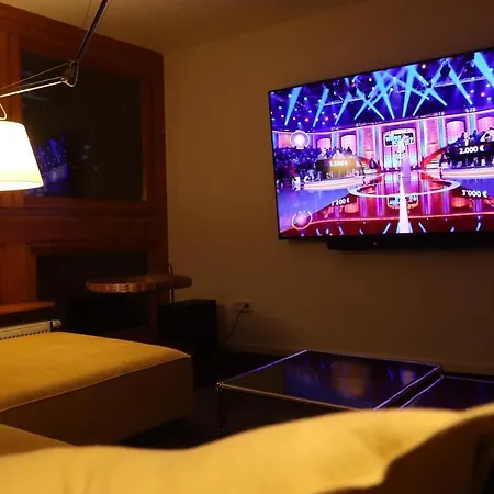 Hébergement de vacances The Birdy Mountains Luxury 2, 230qm,sauna,entertainment Schlitz